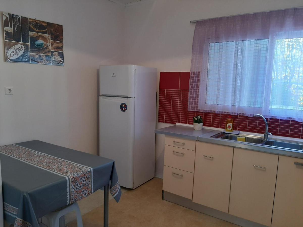 Ferienwohnung Cozy Flat In Néa Mákri Exterior foto