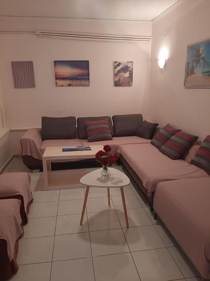Ferienwohnung Cozy Flat In Néa Mákri Exterior foto